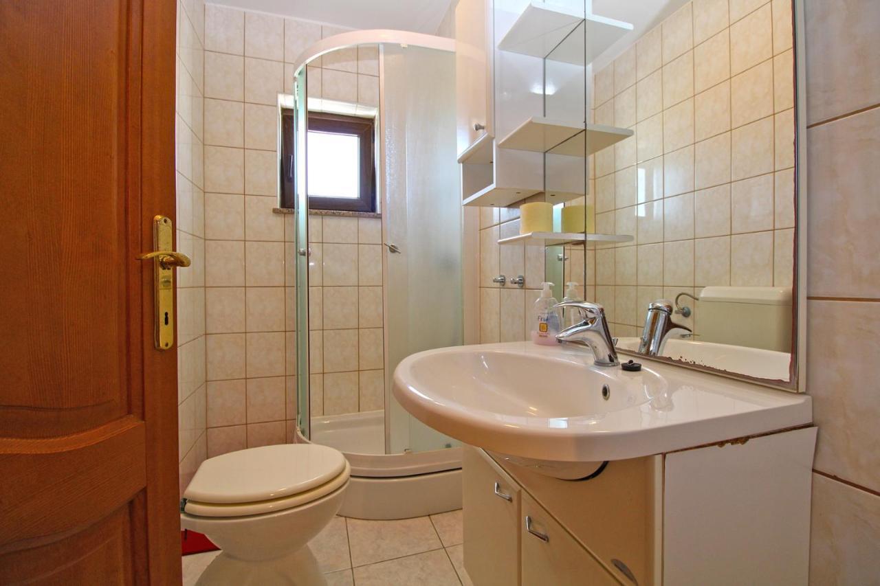Apartments Veroslava 2159 Pula Buitenkant foto